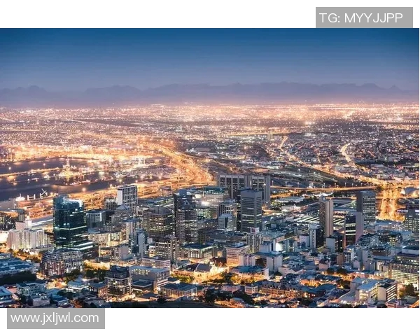 塞黑足球的崛起与挑战：从历史传承到现代竞技的全景探讨